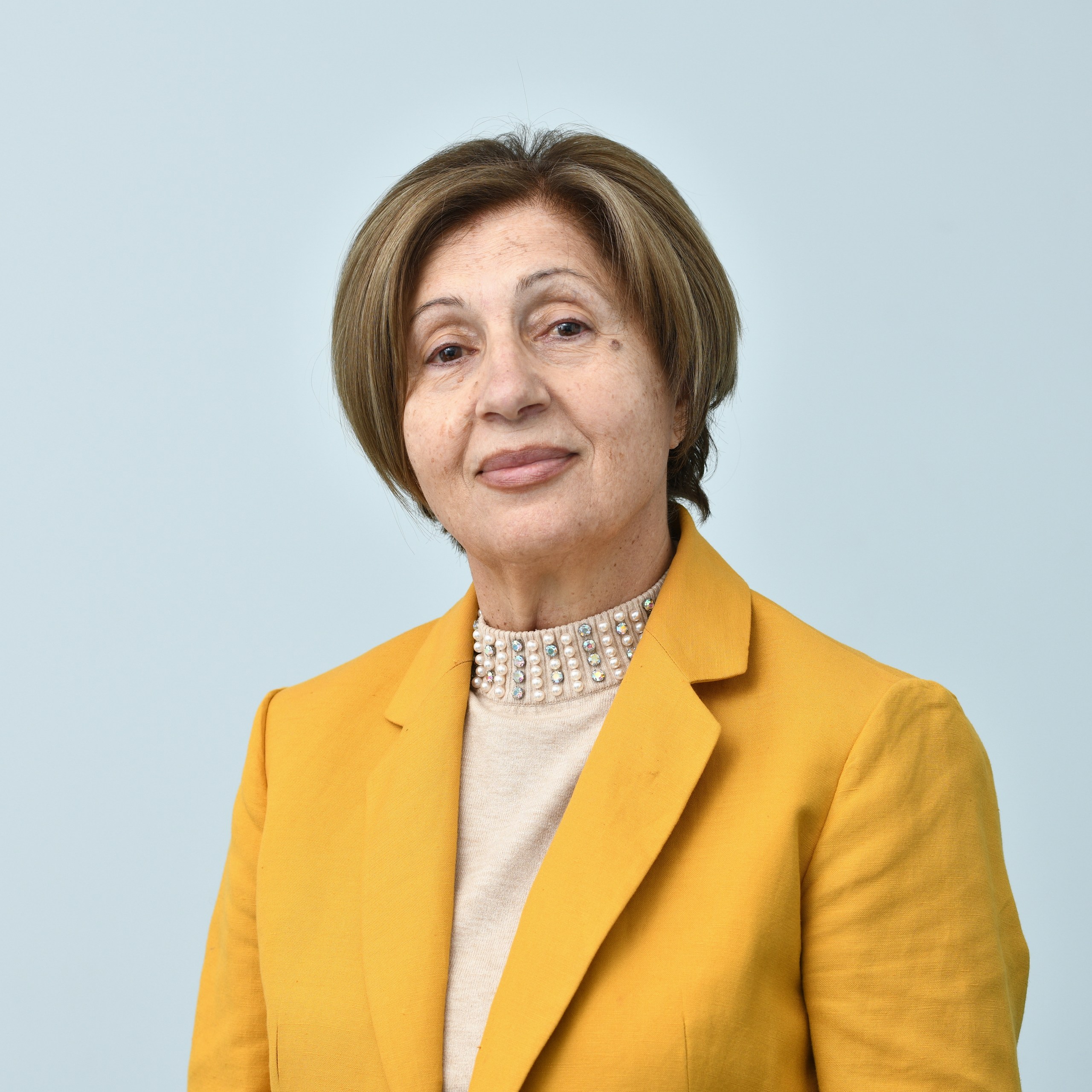 Լաուրա Մովսիսյան